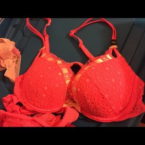 Victoria Secret matching set NWT